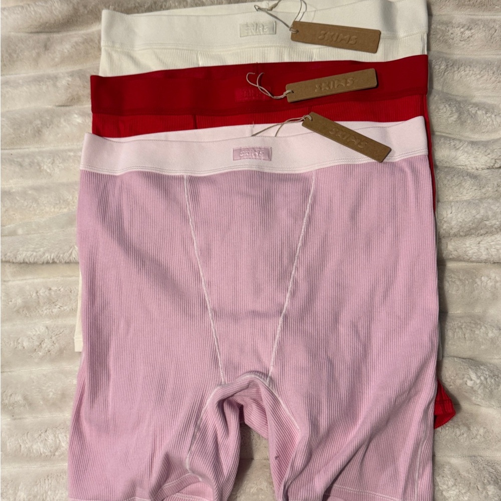 Skims Cotton Rib Boxers - Picture 3 of 4